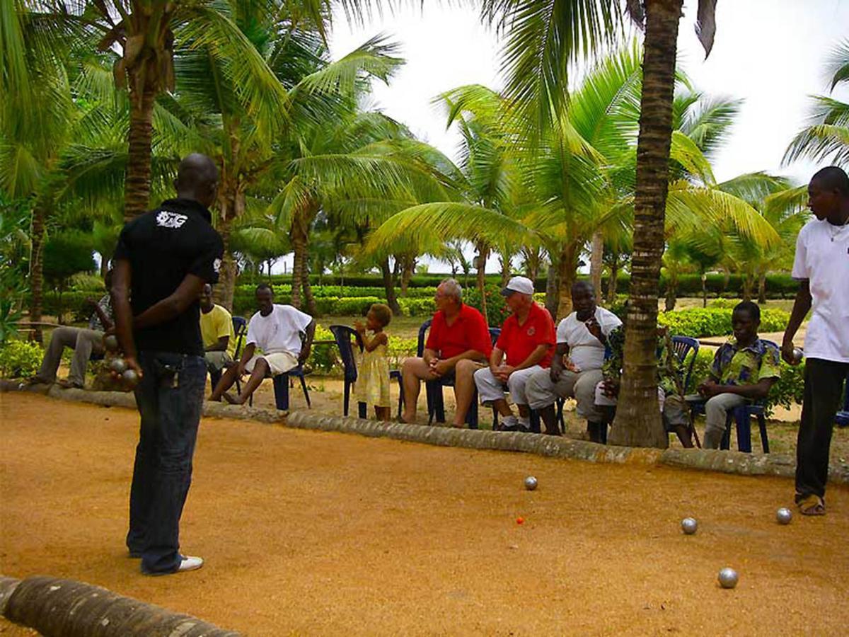 Hotel Village Vacances Awale Plage Grand-Popo Exteriör bild